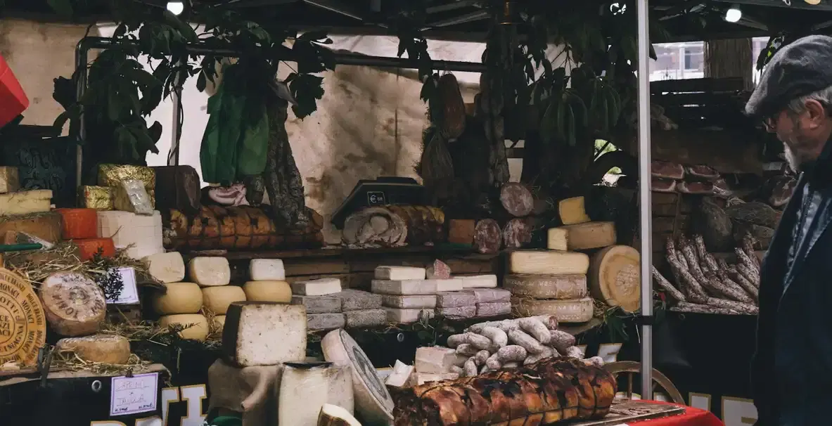 Novosadski noćni bazar na Ribljoj pijaci